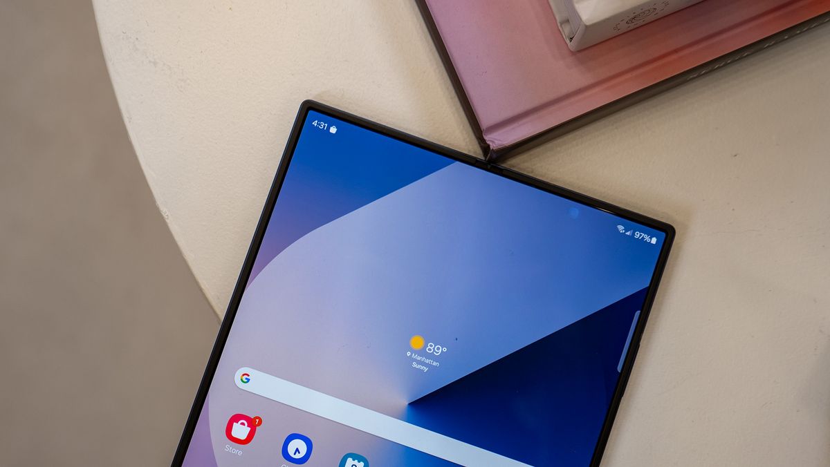 Comparación entre el Samsung Galaxy Z Fold 6 y el Google Pixel Fold