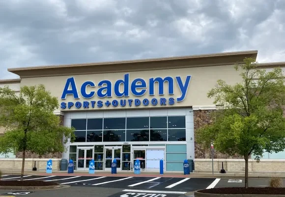 Academy Sports and Outdoors pretende mejorar su rendimiento de distribución