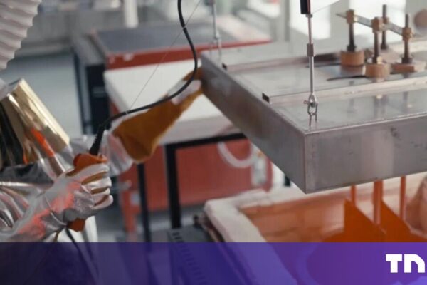 Una startup de Tallin recauda 2,3 millones de euros para convertir el CO2 en grafito "esencial" para las baterías de los vehículos eléctricos