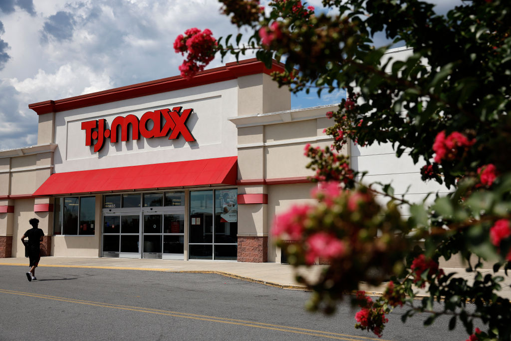 TJ Maxx lanza incubadora de moda para diseñadores emergentes