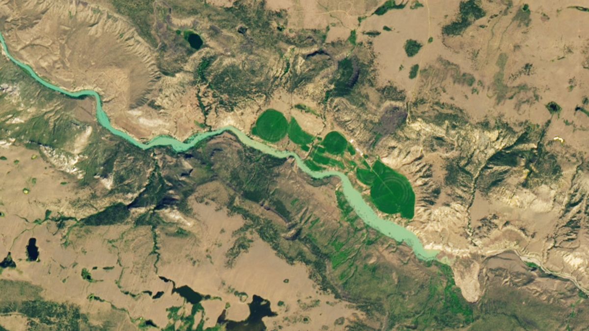 La Tierra desde el espacio: un enorme deslizamiento de tierra se apodera de un río canadiense y atrapa a peces en peligro de extinción en el lado equivocado