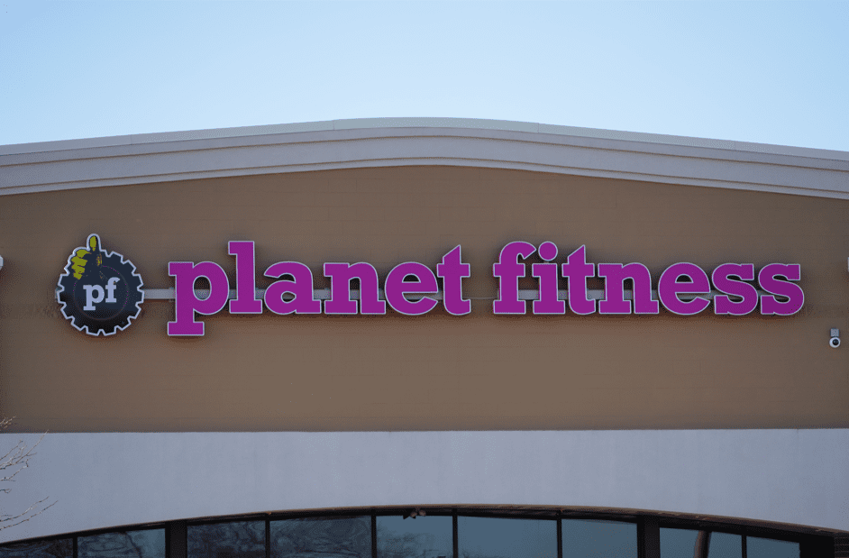 Yahoo amplía su alcance comercial a través de la asociación Planet Fitness y nuevas contrataciones