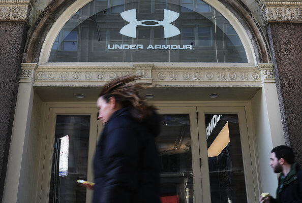 Under Armour adquiere marca de moda sostenible y anuncia reorganización de su gestión