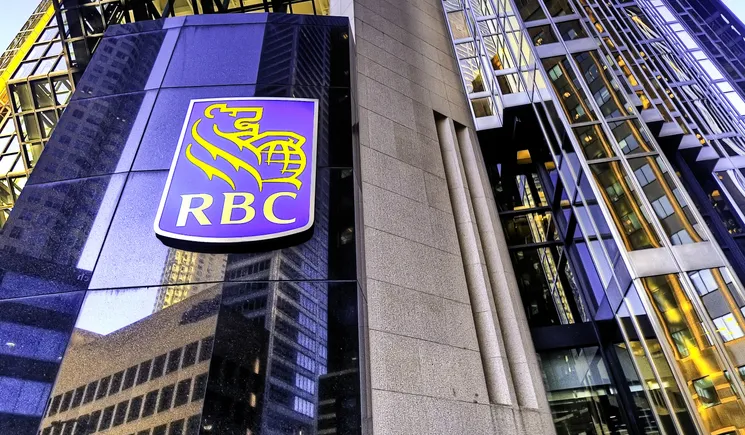 El ex director financiero de RBC demanda al banco por 35,6 millones de dólares