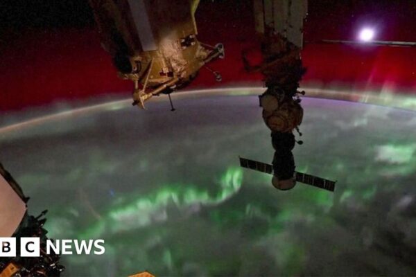 La aurora boreal vista desde el espacio