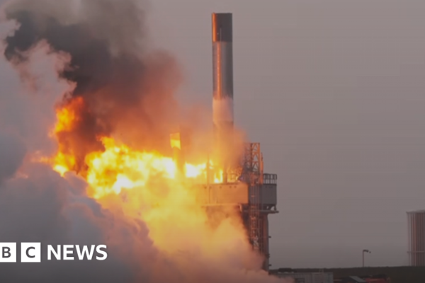 El motor de un cohete explota durante una prueba en el puerto espacial de Shetland