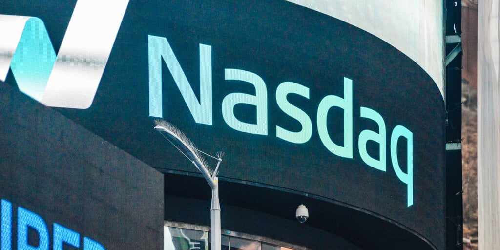 Nasdaq ofrece opciones spot de ETF de Bitcoin a la SEC