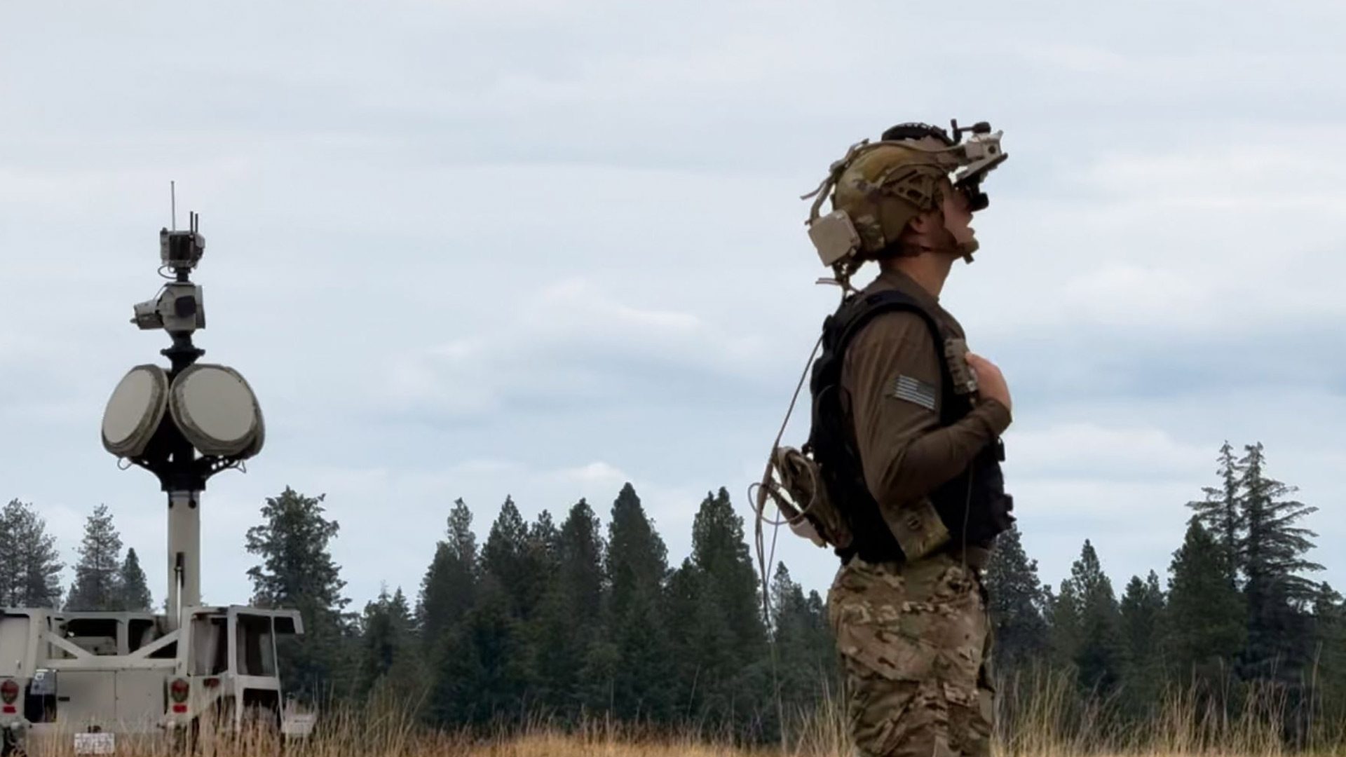 Los auriculares AR militares de Microsoft se benefician del último proyecto del fundador de Oculus