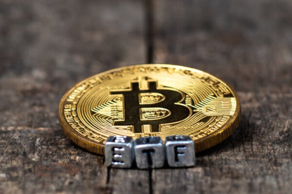 Los ETF de Bitcoin suman 250 millones de dólares para aumentar antes del recorte de tipos esperado