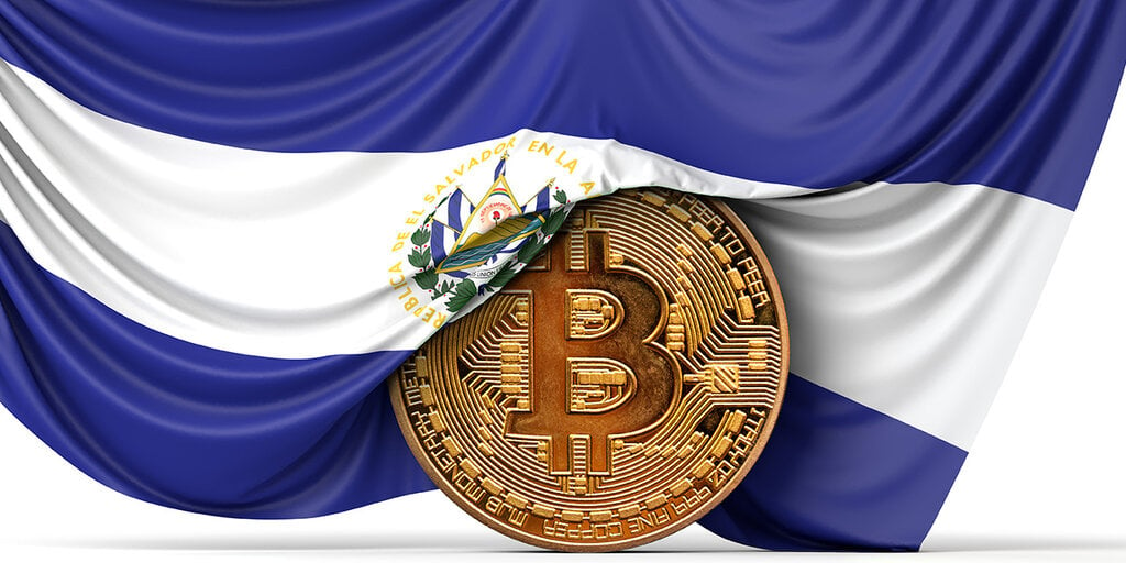 Los bonos de El Salvador suben a pesar de las críticas a Bitcoin