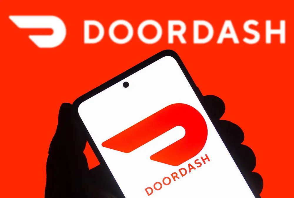 DoorDash simplifica las compras entre múltiples comerciantes y ofrece descuentos a los destinatarios de EBT