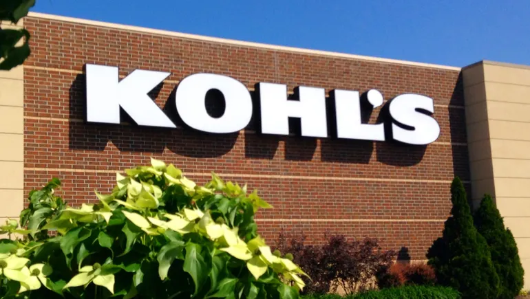 En medio de reveses en la recuperación, Kohl's vuelve a reducir su orientación