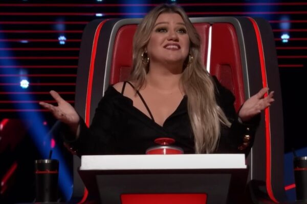 El ex entrenador Kelly Clarkson y otros están listos para regresar