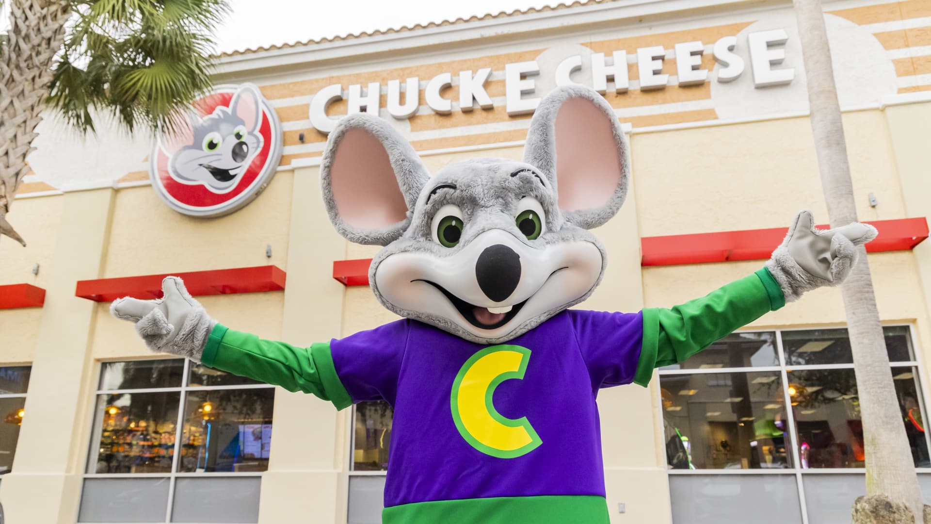 Chuck E. Cheese regresa después de la quiebra