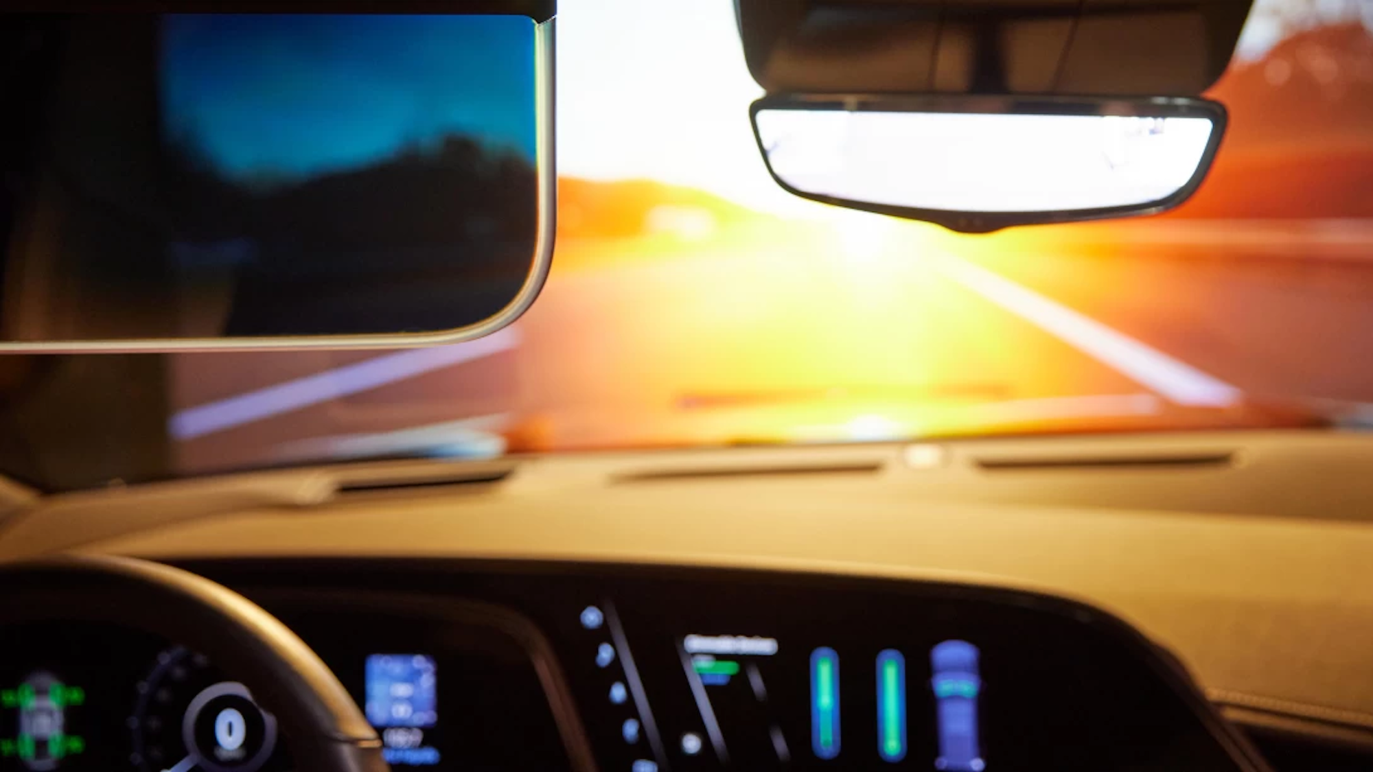 Esta empresa quiere repensar el humilde parasol del coche