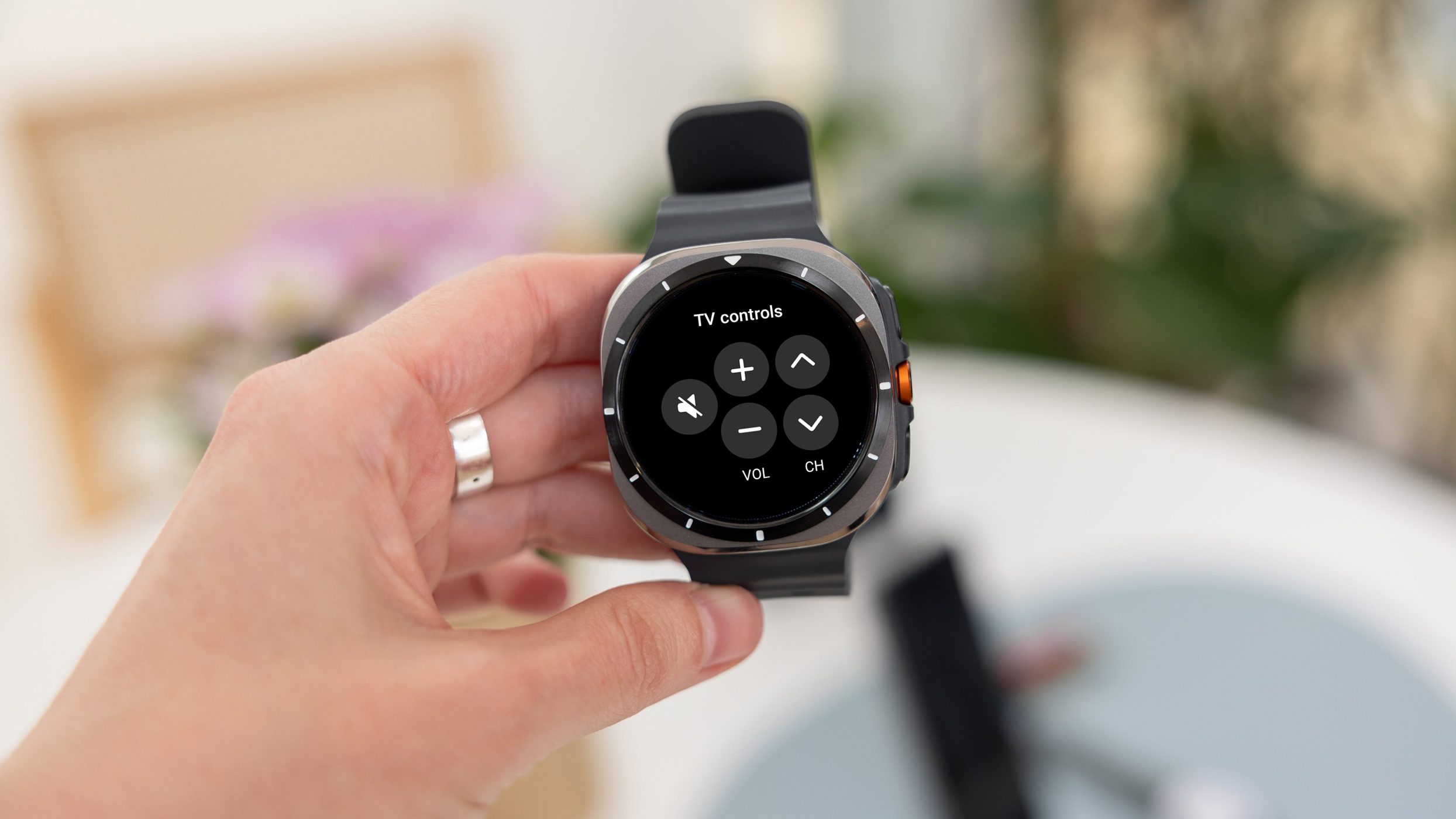 El Galaxy Watch de Samsung está configurado para mejorar el control del televisor con gestos aéreos