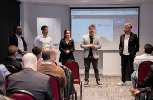 La empresa líder en soluciones regulatorias basadas en Inteligencia Artificial presenta en Buenos Aires su plataforma integral para fintechs, bancos, telecomunicaciones, retail y sectores regulados.