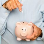 El microinvesting redefine la inversión global con tecnología, automatización y acceso digital, ampliando la inclusión financiera.